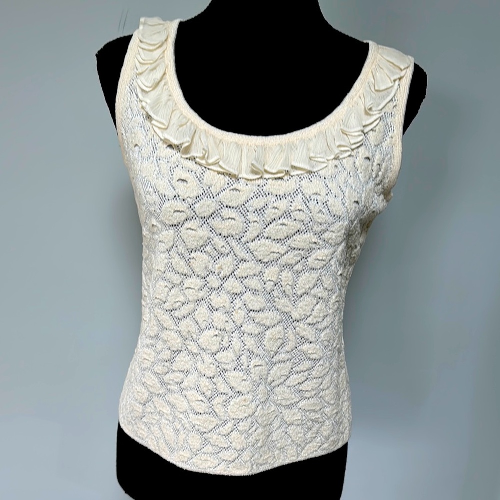 Elegant Cream Lace Sleeveless Top